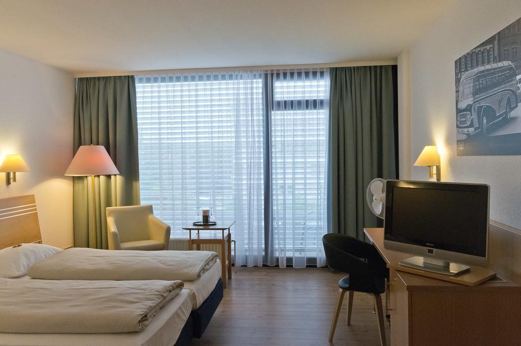 Arthotel Ana Neotel Щутгарт Екстериор снимка