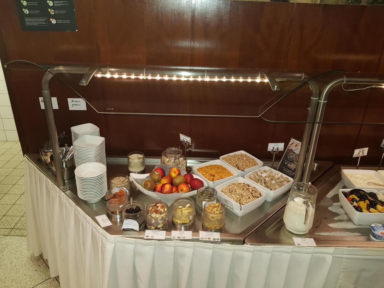 Arthotel Ana Neotel Щутгарт Екстериор снимка